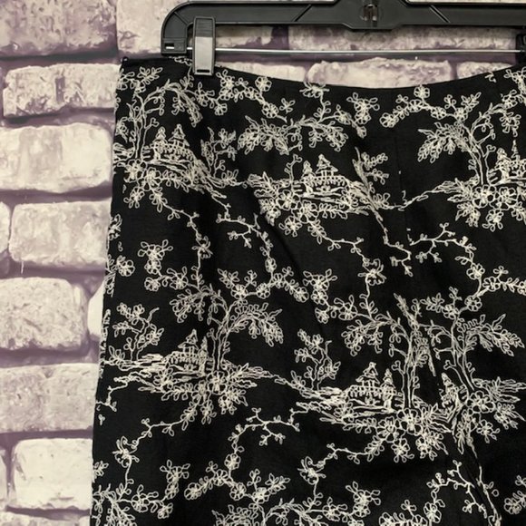 Talbots Black & White Crop Pants Size 14P - Picture 7 of 9